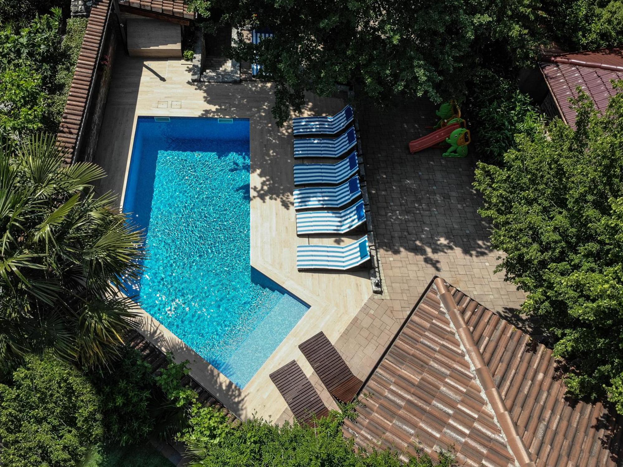 Villa Amalia Apartment 2 Malinska Exterior photo